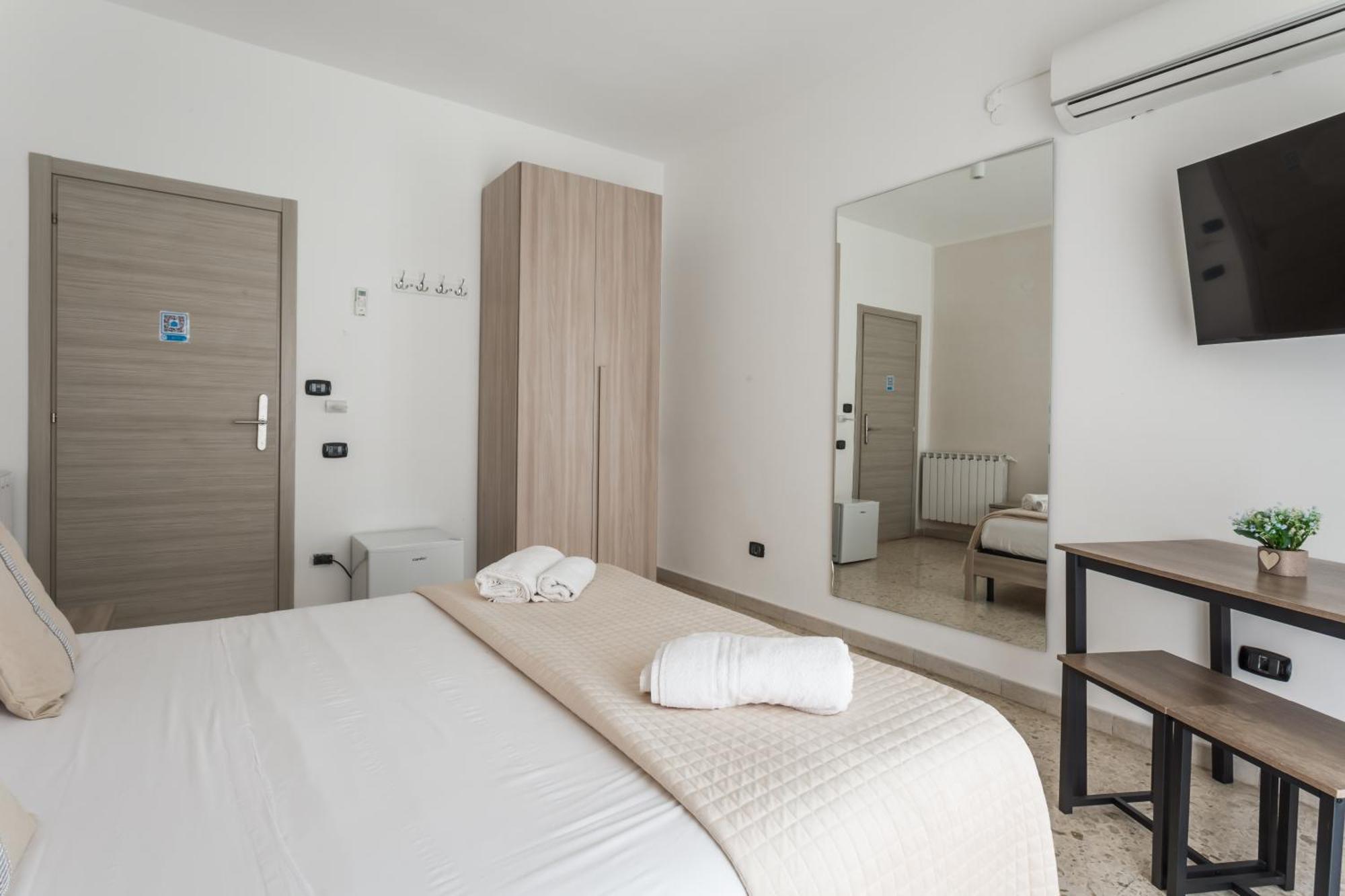 Napoli Fly Guest House 290 Exterior photo